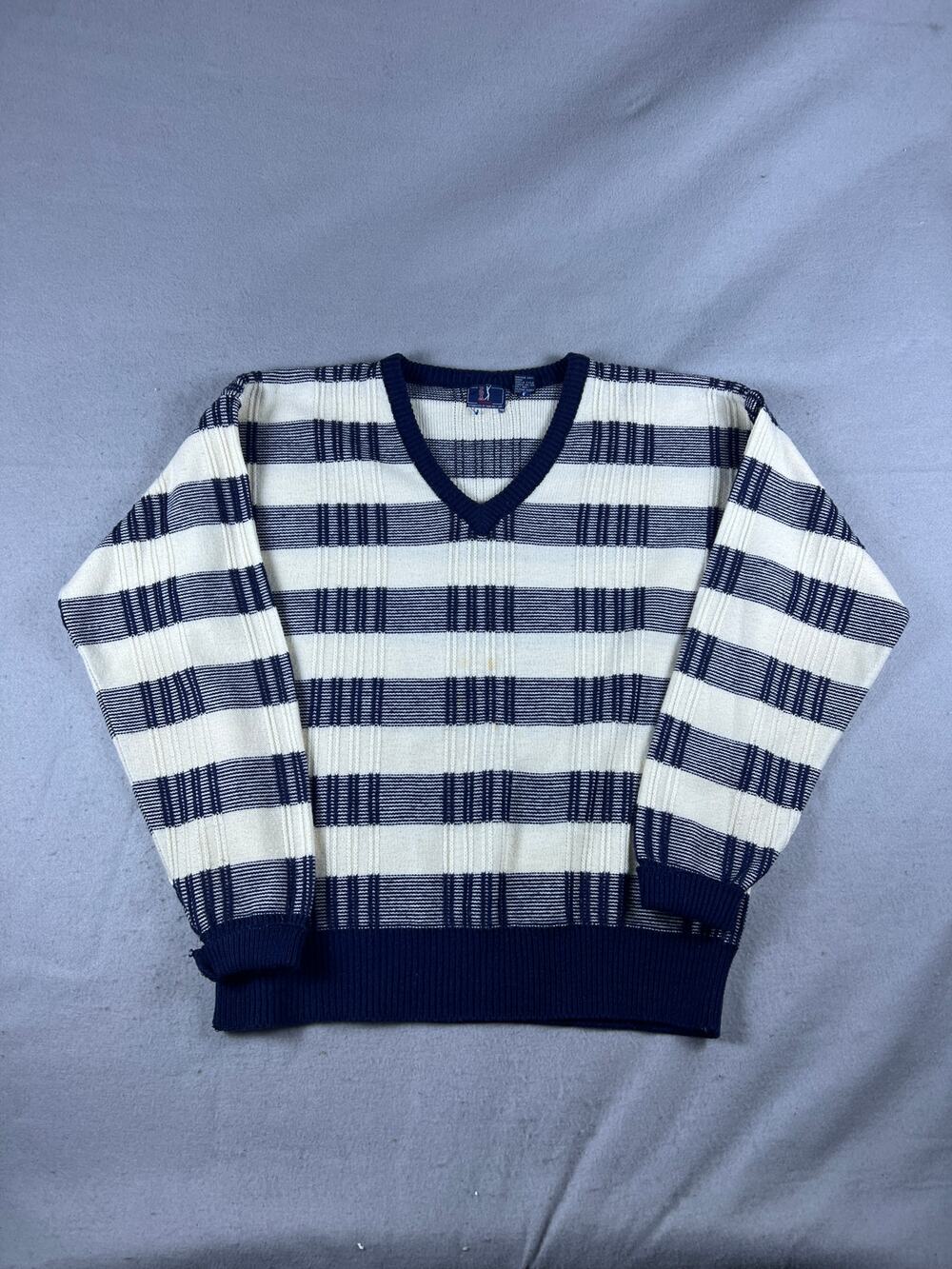 Vintage PGA Tour Sweater Mens L Navy Blue White V Neck Striped Golf Sports